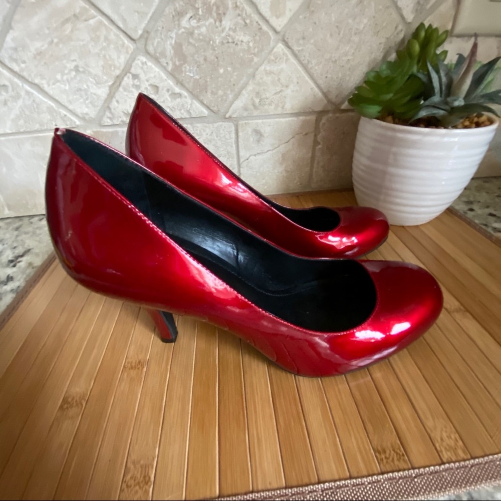 GIANNI BINI CANDY APPLE RED PUMPS - Picture 5 of 12